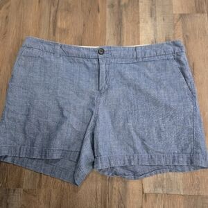 Merona Women's Chino Shorts  Size 10 Classic Pleated Preppy Casual 100% Cotton